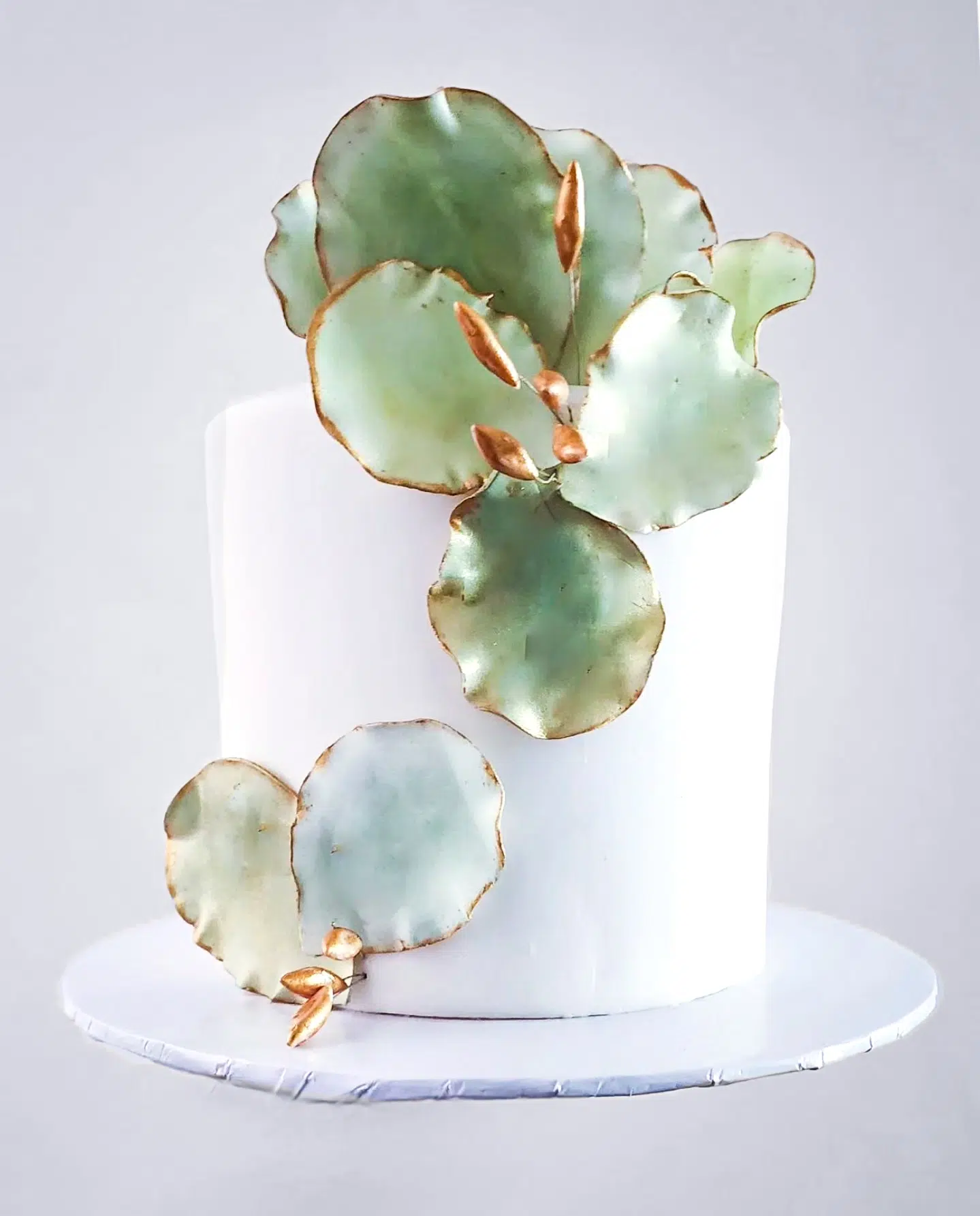 Green Gold Petals Cake