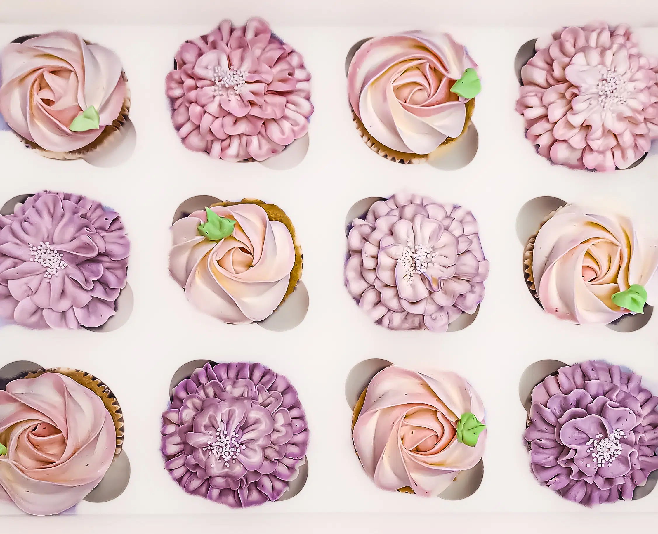 Rosettes & Floral Cupcakes