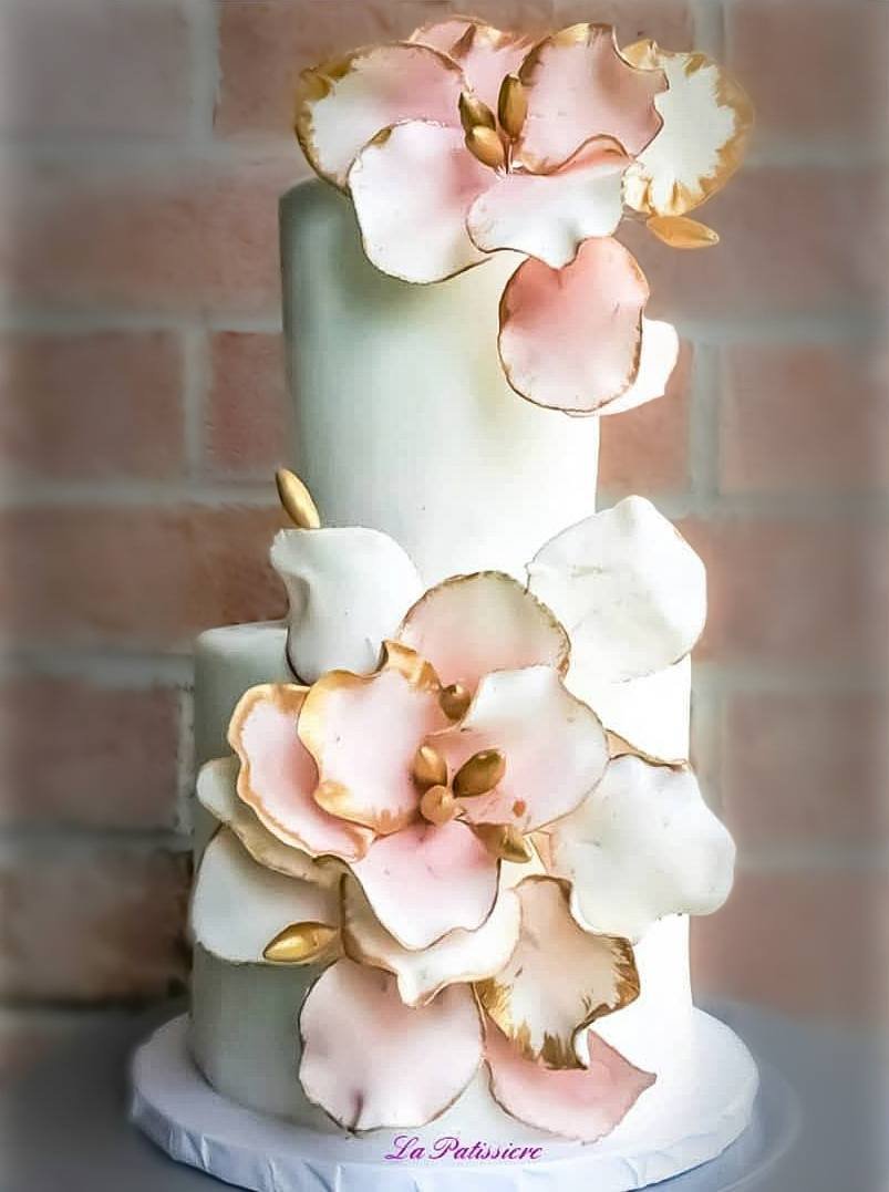 Two-Tiered-Soft-Pink-Petals-Bridal-Shower-Cake