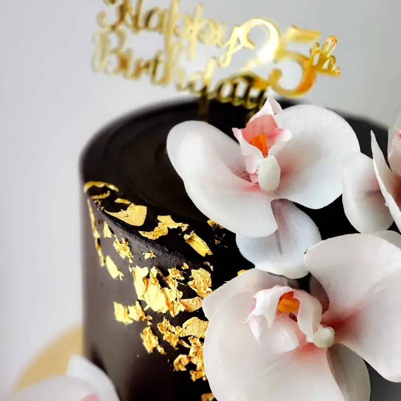 BlackGoldOrchidCakeCloseUp
